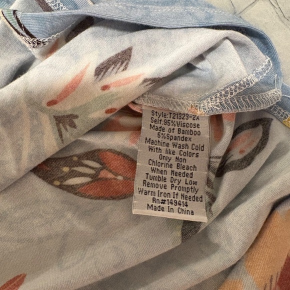 Johnny Was RAINBOW FLORAL DRAPE TUNIC 2X - Picture 10 of 10